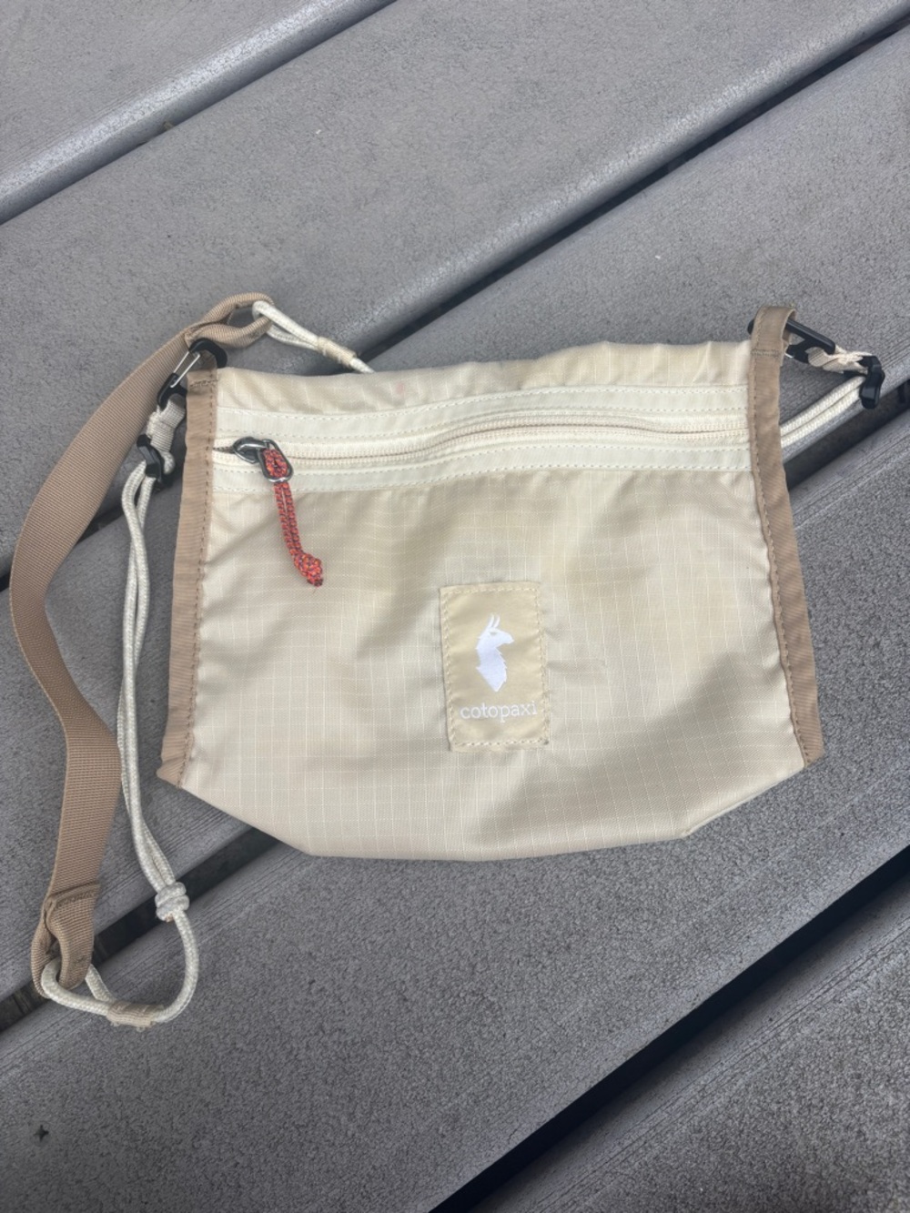 Cotopaxi Lista 2L Lightweight Crossbody Bag
